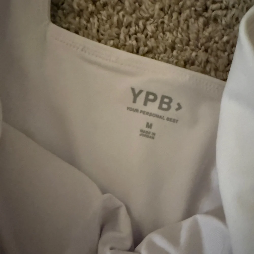 Abercrombie YPB tank NWOT M - Picture 3 of 3